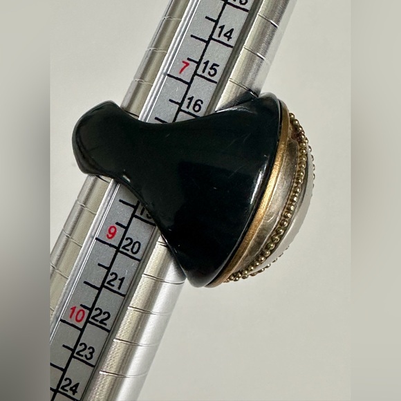 chunky artisan signed resin and metal dome statement ring - Picture 5 of 7